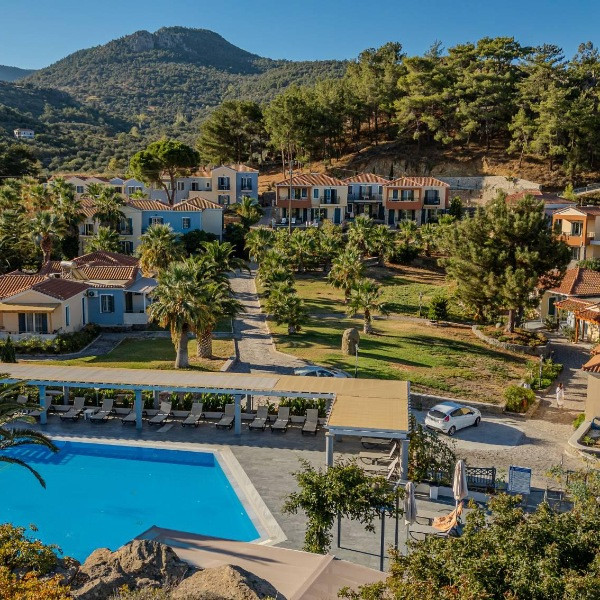 Alma Luxury Resort Hotel